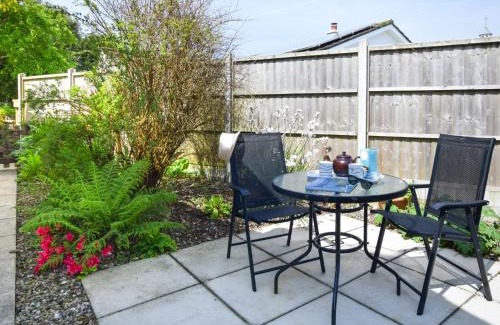 Redruth House | 3 Bed in St Day 37014