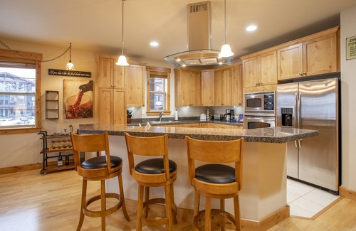 Lakeside Condo | 3 bed luxury Flathead lake living, waterfront