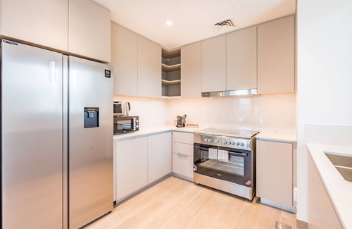 Dubai Apartment | 3 Bed + Maid's Room Near Festival City Mall, Creek Beach by Deluxe Holiday Homes