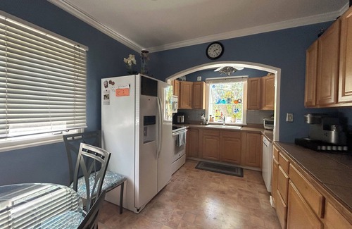 Lower Rattlesnake House | 3-bed Mountain View home, Walkable to The UofM, Creek, Hiking trails, GO GRIZ!