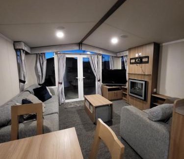 Llanasa Cabin | 3 Bed Platinum Caravan PRESTHAVEN SANDS