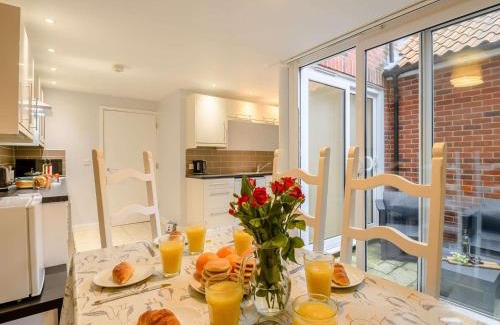 Cromer House | 3 bed property in Cromer 90187