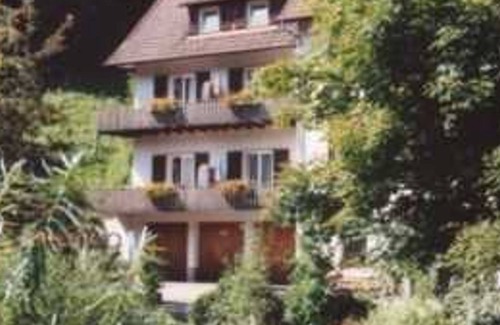 Schoenmuenzach Cottage | 3-bed room 1 - Adieu Everyday life: Pension Oesterle in the Black Forest