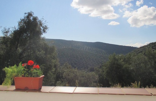 Villanueva de Algaidas House | 3 Bedroom accommodation with private swimming pool, close to Lake Iznájar.
