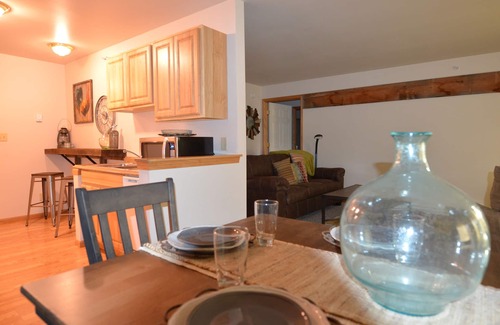Billings Condo | 3 Bedroom 2 bath luxury condo, 5 minutes from the medical corridor and downtown