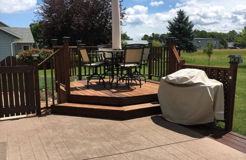 Oshkosh House | 3 Bedroom, 2 Bathroom Home - EAA Rental Only