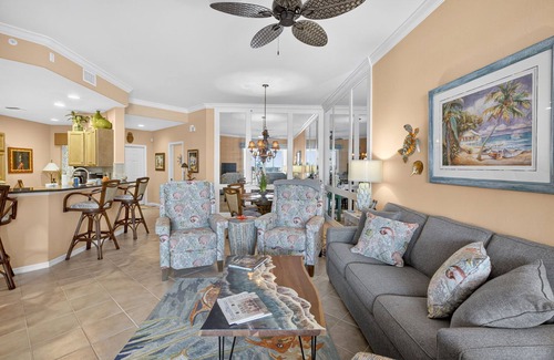 Tropical Cove Condo | 3 bedroom/2 bathroom at Lexington Country Club