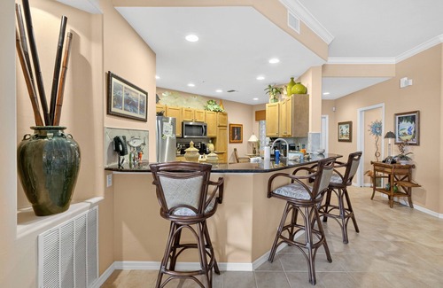 Tropical Cove Condo | 3 bedroom/2 bathroom at Lexington Country Club
