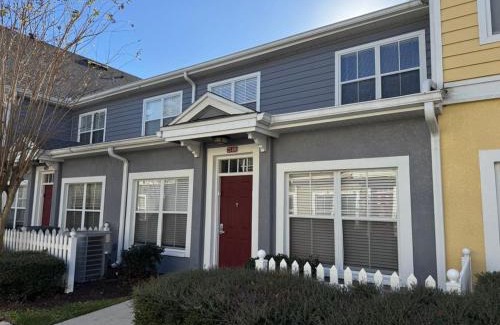 Kissimmee House | 3 Bedroom 2 Bathroom Villas At SevenDwarfs 27-106