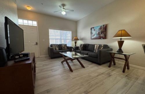 Kissimmee House | 3 Bedroom 2 Bathroom Villas At SevenDwarfs 27-106