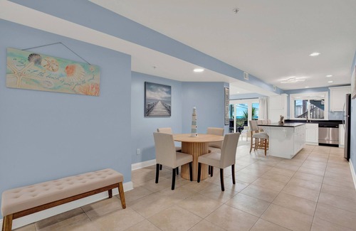 Tybee Island Villa | 3-bedroom 2 baths with Oceanview, 1st floor