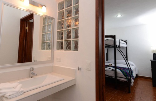 Colonia Adolfo Lopez Mateos Villa | 3 Bedroom 2 Story Villa V2