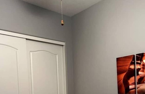 South Mountain Apartment | 3 Bedroom 668594 by Houzlet