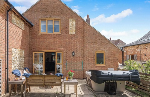 Woolland Cottage | 3 bedroom accommodation in Blandford Forum