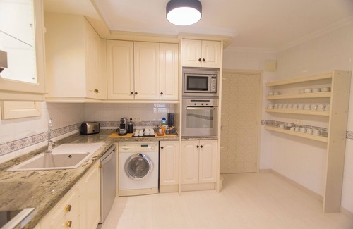Villajoyosa Villa | 3 bedroom accommodation in Villajoyosa