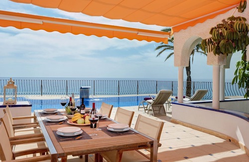 Villajoyosa Villa | 3 bedroom accommodation in Villajoyosa