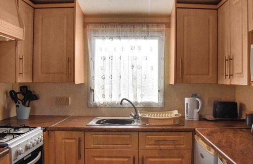 Cayton Bay Cottage | 3 bedroom accommodation in Cayton, near Scarborough