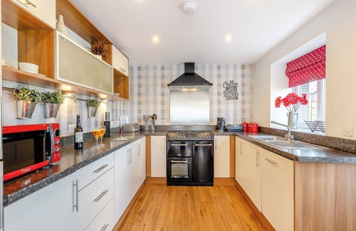 Tyn-y-Gongl Cottage | 3 bedroom accommodation in Tyn Y Gongl, near Benllech