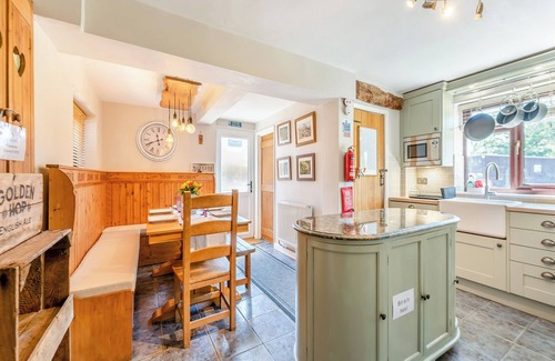 Newenden Cottage | 3 bedroom accommodation in Northiam, near Rye