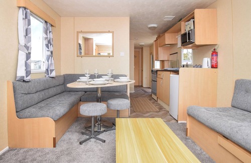 Morecambe Cottage | 3 bedroom accommodation in Morecambe