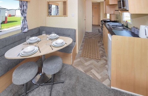Morecambe Cottage | 3 bedroom accommodation in Morecambe