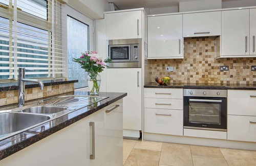 Morfa Bychan Cottage | 3 bedroom accommodation in Portmadog