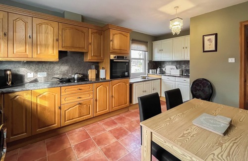 Thornhill Cottage | 3 bedroom accommodation in Thornhill
