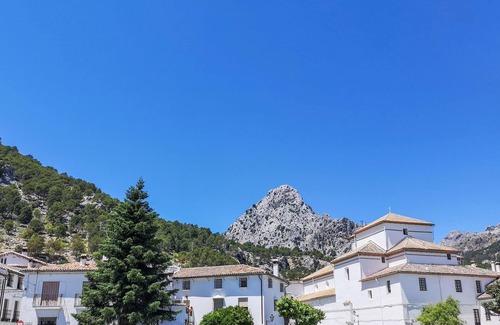 El Bosque House | 3 bedroom accommodation in El Bosque