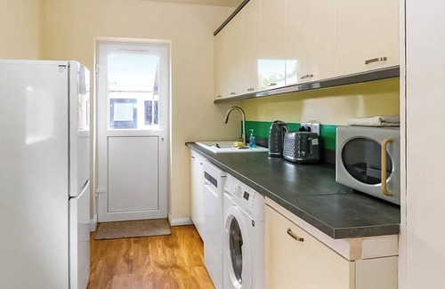 Norwich Cottage | 3 bedroom accommodation in Blofield