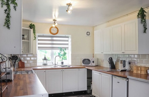 Rhoshirwaun Cottage | 3 bedroom accommodation in Rhoshirwaen, near Aberdaron