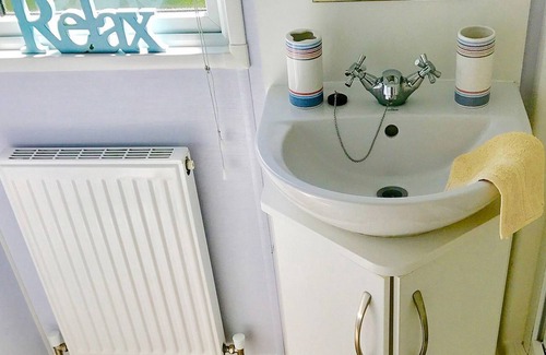 Talybont House | 3 bedroom accommodation in Tal-Y-Bont, Gwynedd