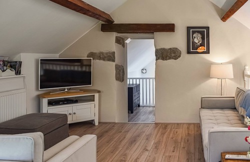 Llanbedr-y-cennin Cottage | 3 bedroom accommodation in Llanbedr-Y-Cennin, near Conwy