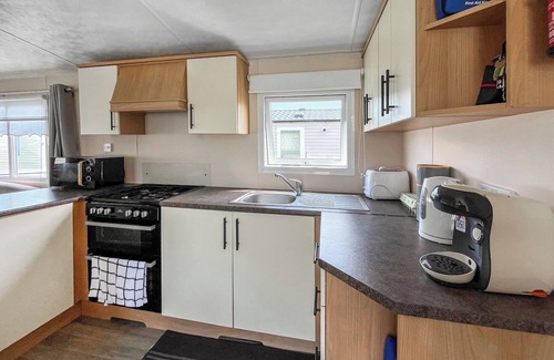 Rhyl Cottage | 3 bedroom accommodation in Rhyl, near Towyn