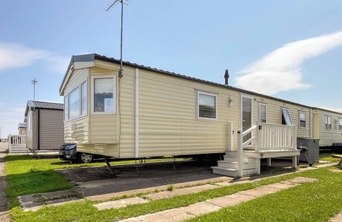 Rhyl Cottage | 3 bedroom accommodation in Rhyl, near Towyn