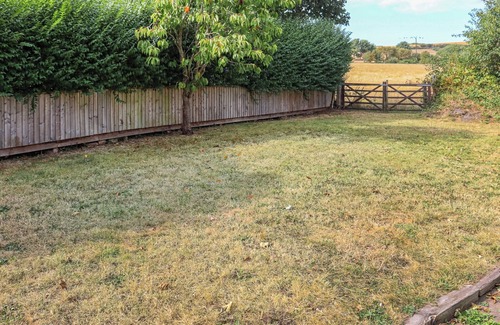 Angle Cottage | 3 bedroom accommodation in Angle