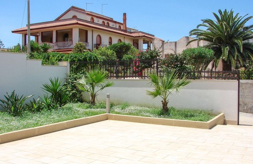 Fondo Morte House | 3 bedroom accommodation in Noto