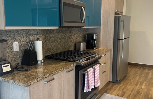 Boca de Tomatlan Apartment | 3-bedroom apartment in lovely Boca de Tomatlán with WiFi, AC