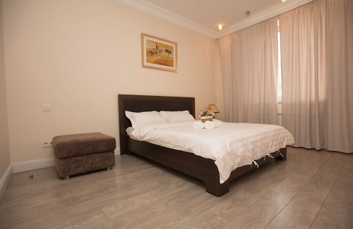 Odessa Apartment | 3 bedroom apartment for daily rent