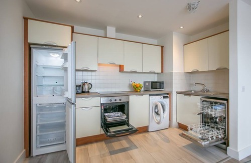 City Centre Dublin Apartment | 3 bedroom apartment on Parnell Street