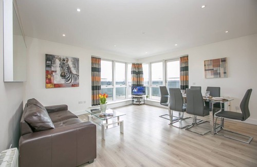 City Centre Dublin Apartment | 3 bedroom apartment on Parnell Street