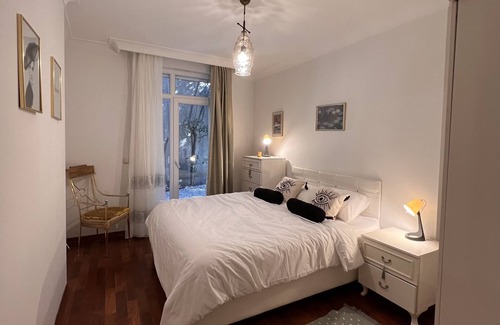 Sariyer Apartment | 3-bedroom apartment with sauna, swimming pool, gym, basketball, tennis court and concierge service