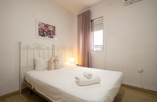 Triana Apartment | 3 bedroom apartment with stunning Guadalquivir views