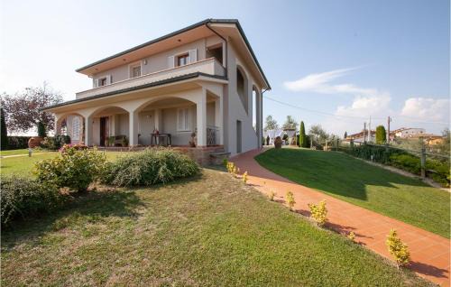 Montopoli in Val d'Arno Apartment | 3 Bedroom Awesome Apartment In Marti Pi
