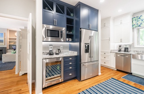 Vanderhorst Plantation House | 3 Bedroom Beach House behind Vanderhorst Gate