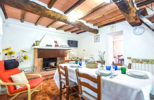 Lucese House | 3 bedroom beautiful home in Camaiore