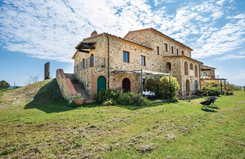 Volterra House | 3 bedroom beautiful home in Volterra PI