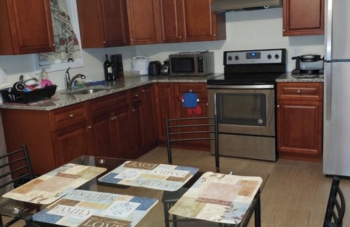 Bridgeport House | 3-bedroom building in cool Bridgeport neighborhood one block from Stratford CT.