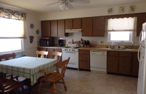 Sea Isle City House | 3 Bedroom Close to Acme and Playground