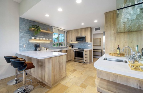 Indian Wells Condo | 3-bedroom condo in delightful Indian Wells with AC, WiFi