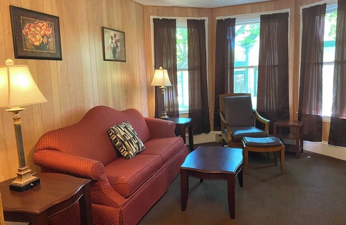 Poland Cottage | 3 Bedroom Cottage at the 500 acre Poland Spring Resort with lots of onsite activities!